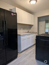 Building Photo - 315 Banff Cir