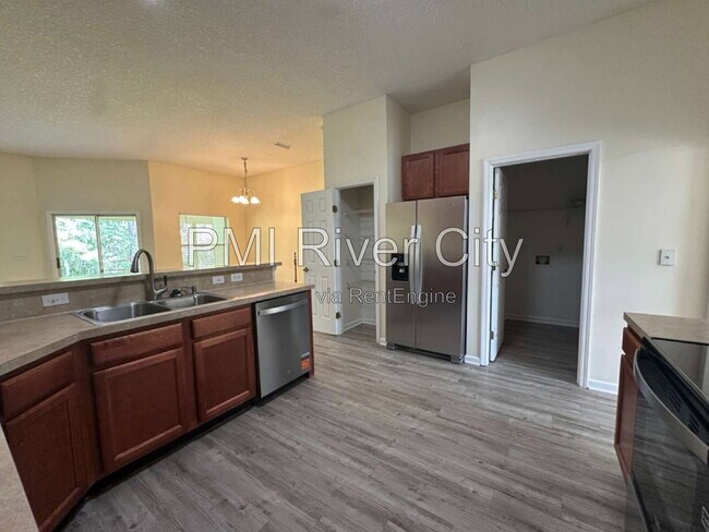 Foto del edificio - 533 Alice Cove Ct