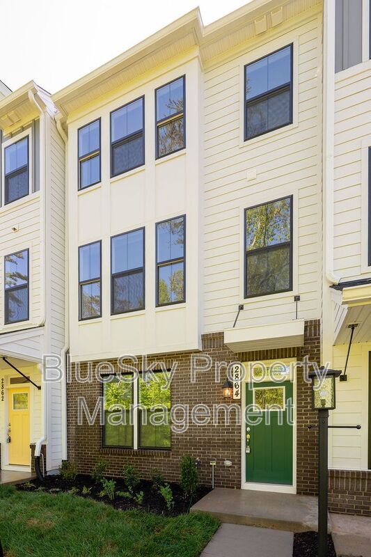Building Photo - 2864 Sweetbay St