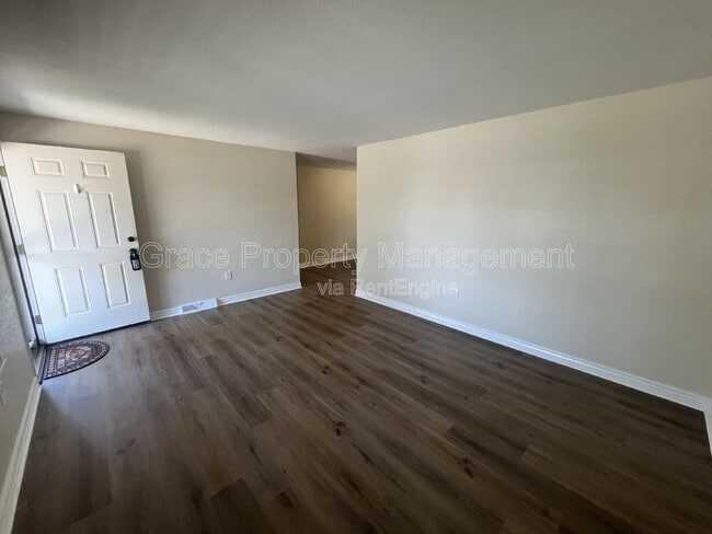 Photo - 830 South 7th Avenue House