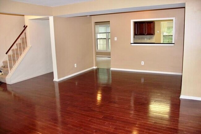 Foto del edificio - 9689 Scotch Haven Dr
