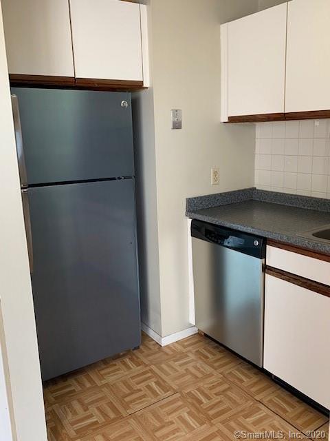 Building Photo - 70 Burgundy Hill Ln