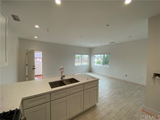 Foto del edificio - 8139 4th St