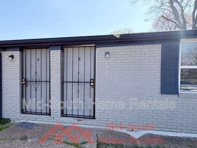 Building Photo - 200 N Tipton St