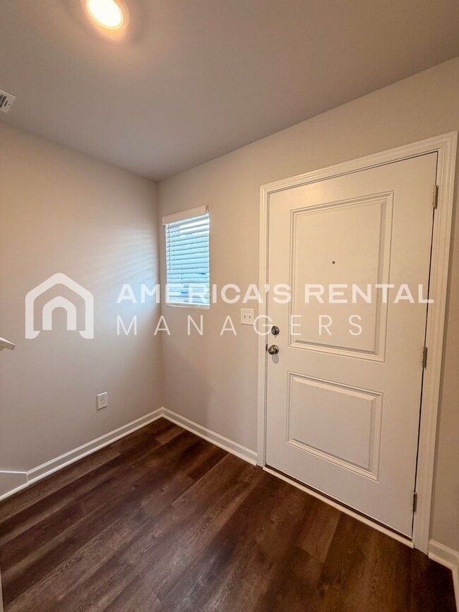 Building Photo - MOVE IN SPECIAL!! New Construction Townhome on Driftwood Lane for Rent! Sign a 13-month lease by ...