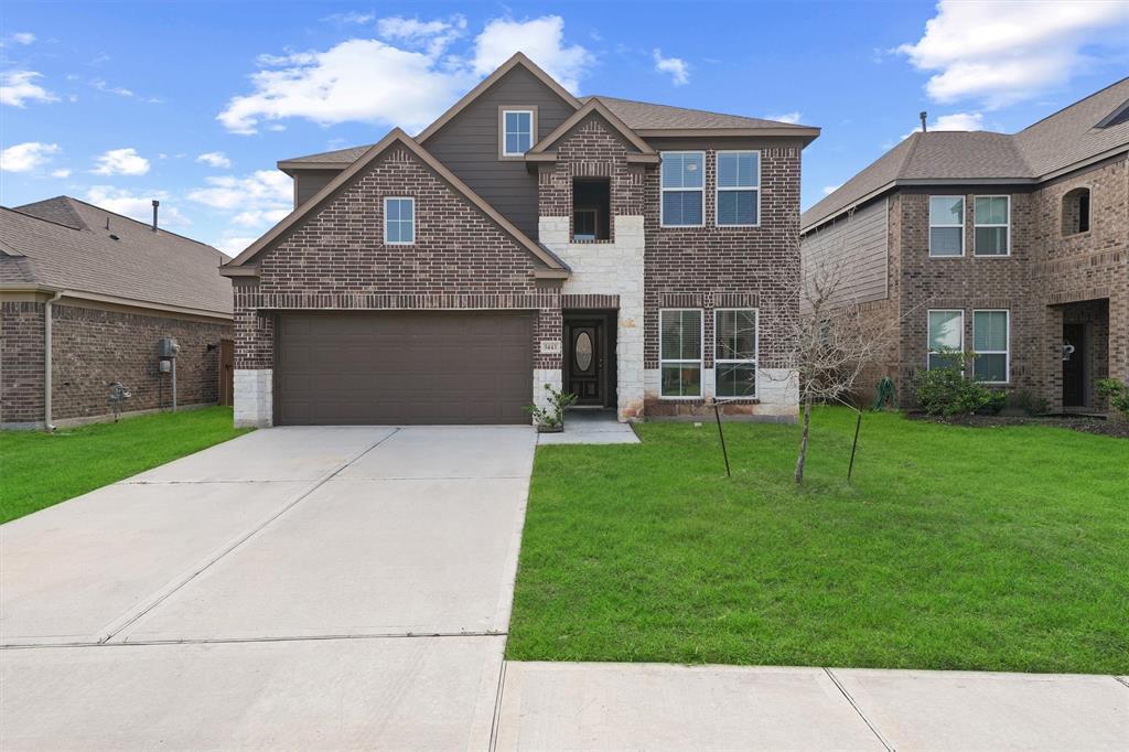 Foto principal - 5443 Grand View Dr