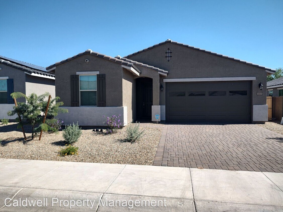3 br, 2 bath House 1517 223rd Dr. House Rental in Buckeye, AZ