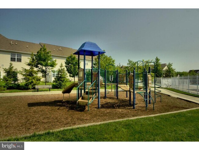 Building Photo - 241 Brinley Dr