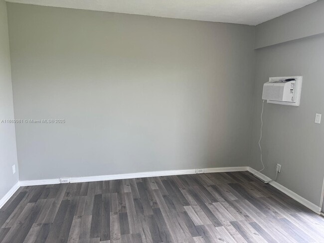 Foto del edificio - 13450 SW 3rd St