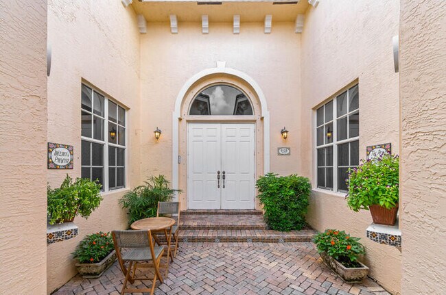 Building Photo - 6428 D Orsay Ct