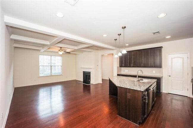 Building Photo - 7638 Bucknell Terrace
