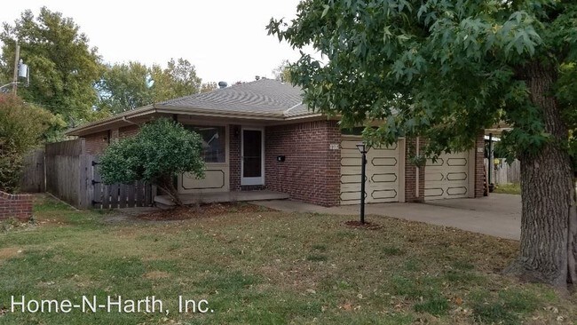 Foto del edificio - 1232 N Edwards