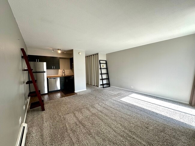 Building Photo - 955 Eudora Street #105