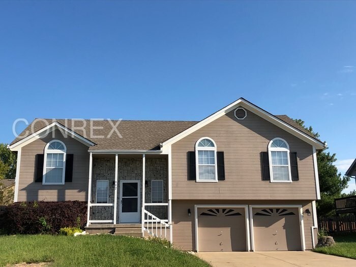 112 Laramie Dr, Raymore, MO 64083 House Rental in Raymore, MO