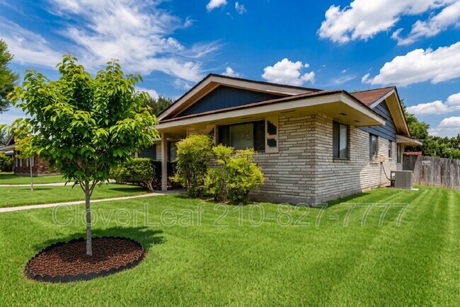 Foto del edificio - 3503 Clearfield Dr