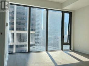 Building Photo - 8 Cumberland St