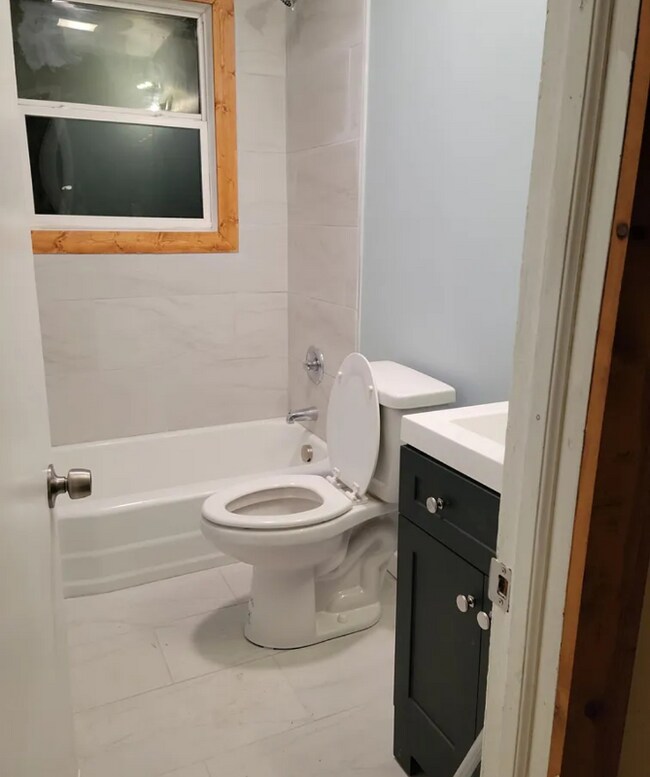 Foto del edificio - 1202 Ridgeland Rd