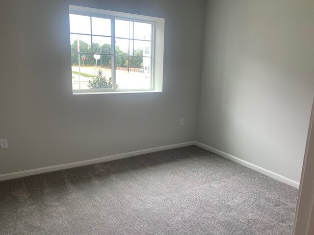 Building Photo - 656 Gimari Dr
