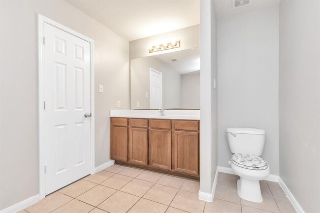 Building Photo - 9422 Peridot Green Dr
