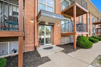 Building Photo - 706 SW 15 St