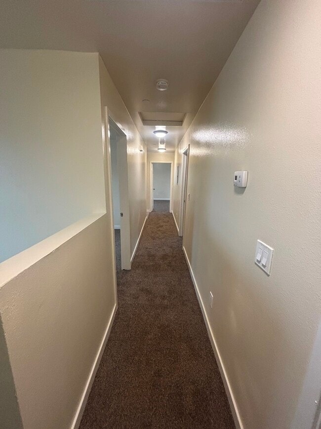 Building Photo - 401 W 105th St