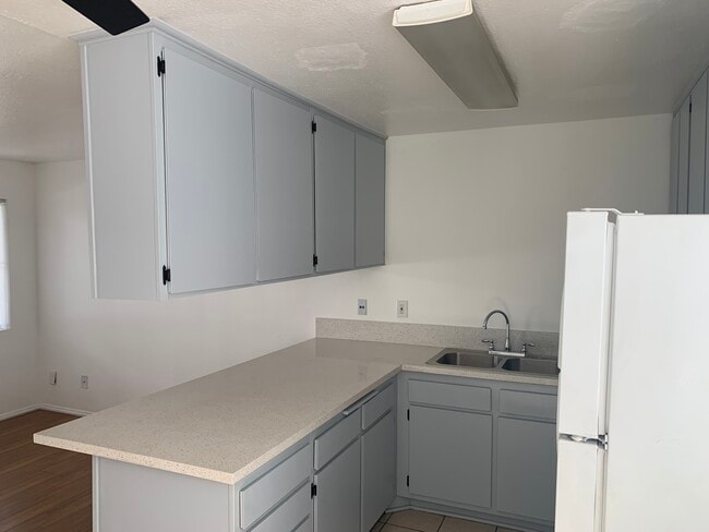 Foto del edificio - 147 S Avenue 56