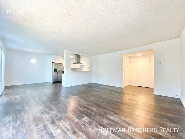 Foto del edificio - 919 N Alfred St