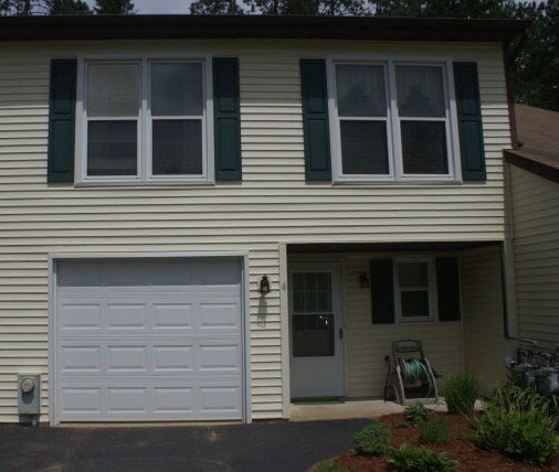 Building Photo - 4 Whispering Pines Rd