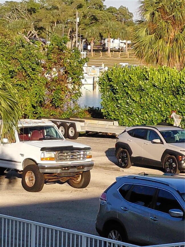 Foto del edificio - 731 Hummingbird Way