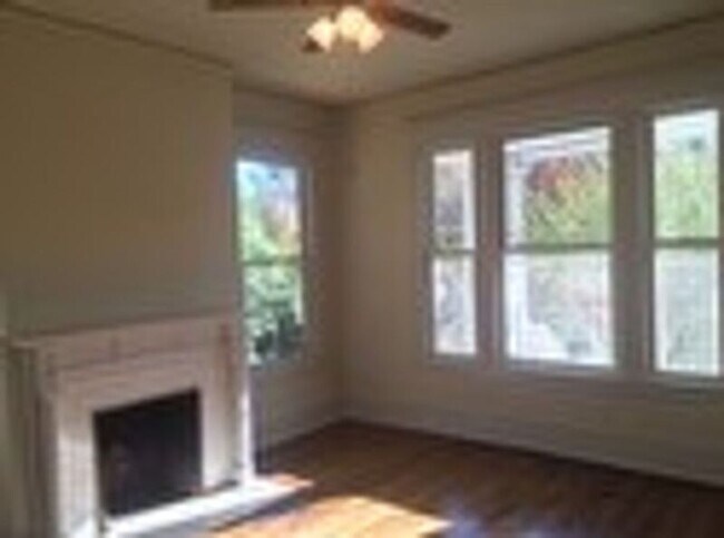Building Photo - 3030 Grove Ave