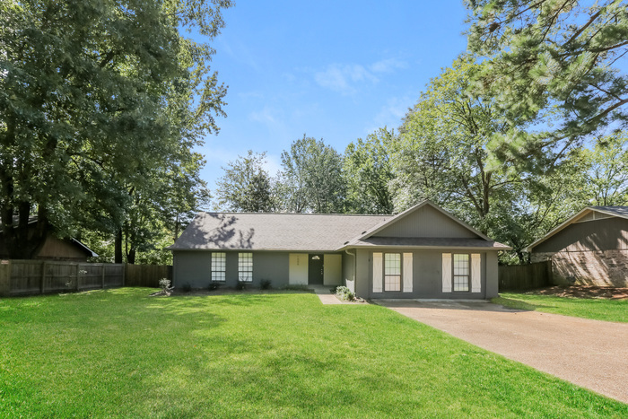 Primary Photo - 1606 Edgewood Pl