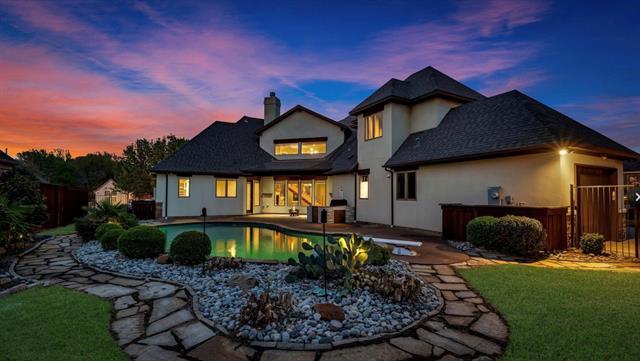 Building Photo - 1401 Long and Winding Rd