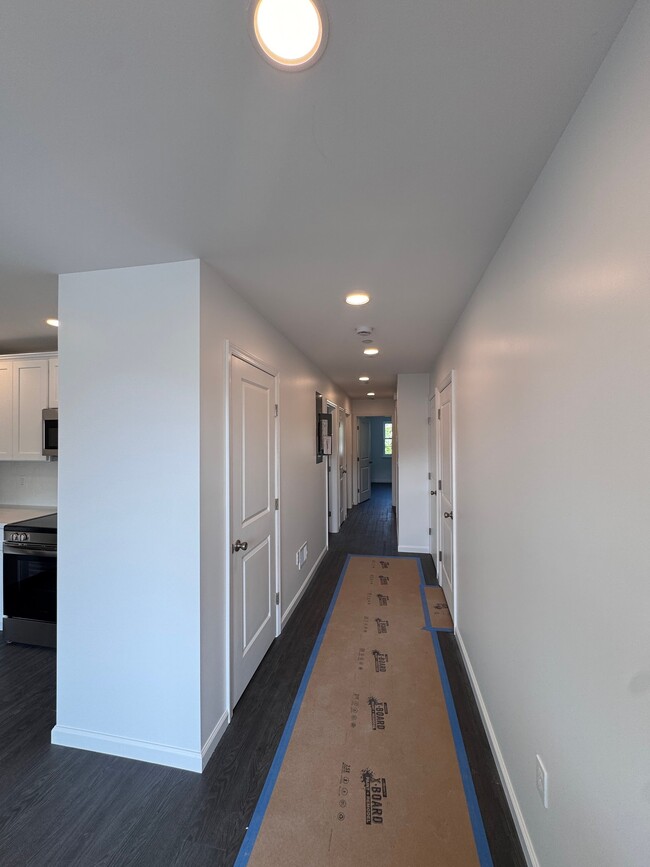 Photo - 3-42 B 46 St Apartment