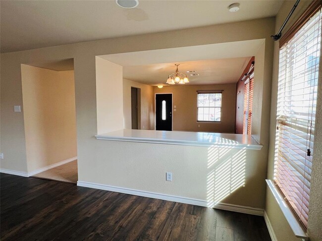 Building Photo - 6538 Lighthouse Way
