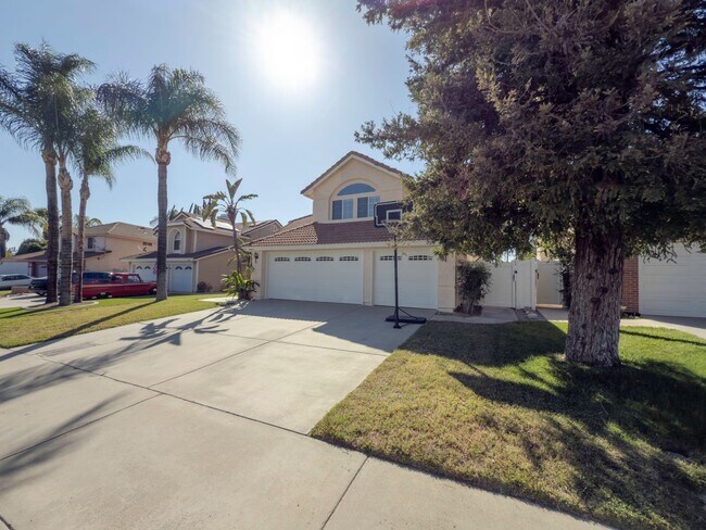 Foto del edificio - 4 BEDROOM / 3 CAR GARAGE MURRIETA HOME FOR...