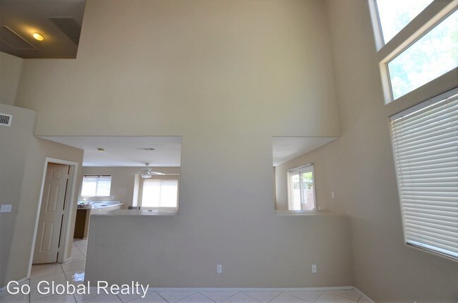 Building Photo - 3 br, 2.5 bath House - 3617 Penedos Dr