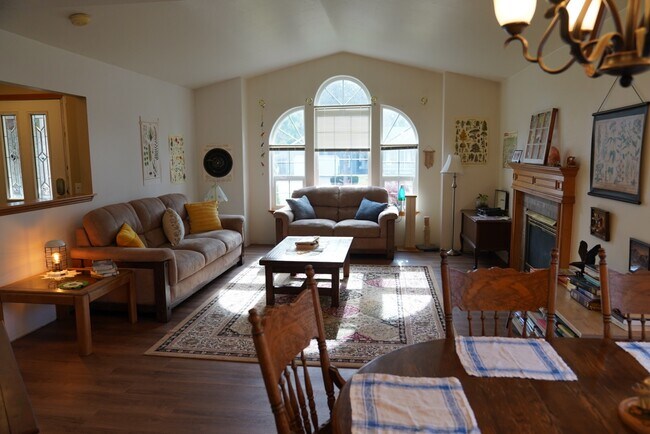 Foto del edificio - 5863 N Magellan Ct