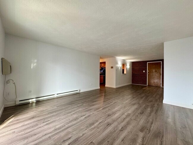 Foto del edificio - 36 Greentree Ln