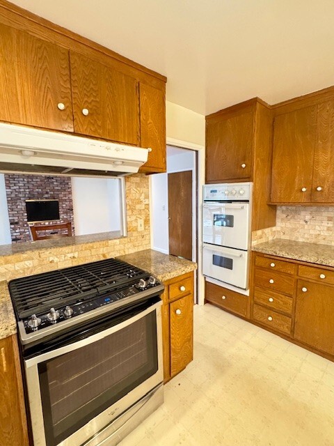 Foto del edificio - 310 Deerfield Dr