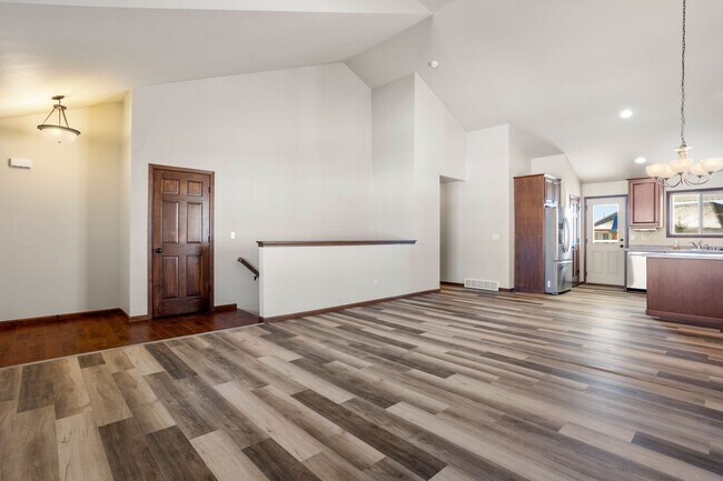 Foto del edificio - 3 Bedroom Menasha House