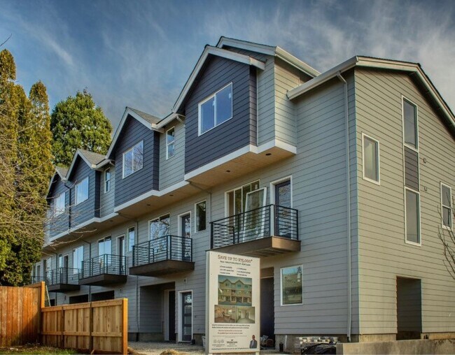 Building Photo - 8949 N Kellogg St