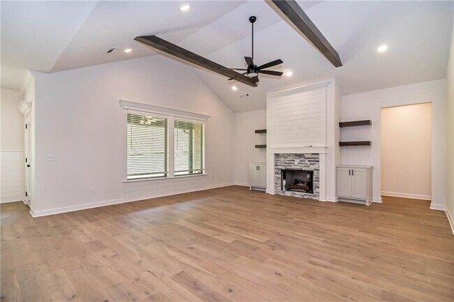 Building Photo - 1308 Cittadella Ave