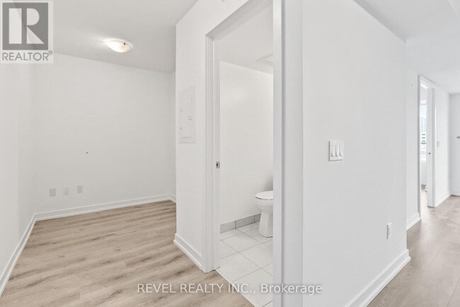 Building Photo - 1435 Celebration Dr