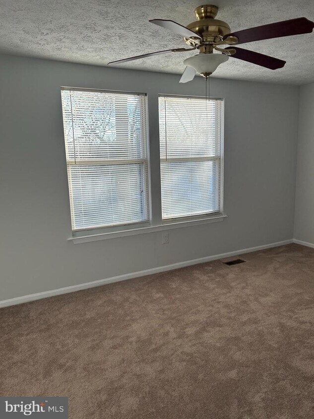 Primary Photo - 9415 Granite Hill
