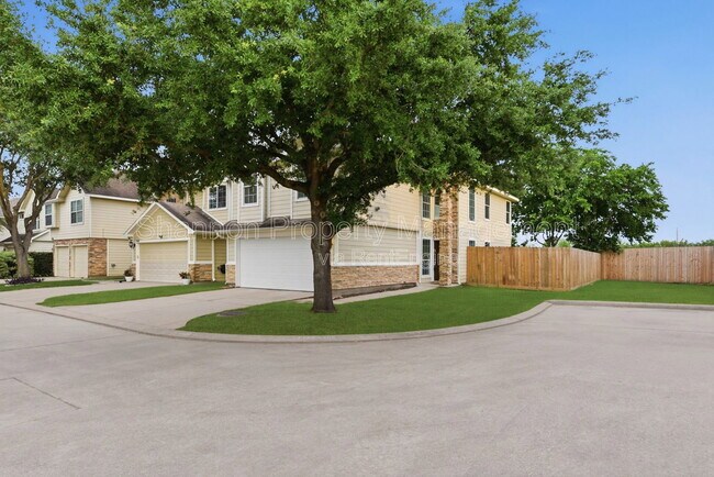 Foto del edificio - 14535 Windmill Meadows Ct