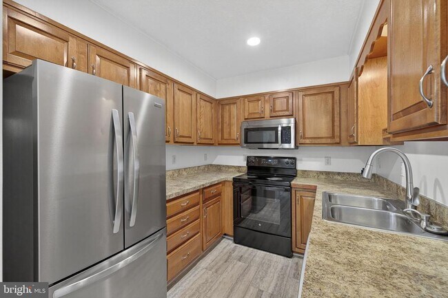 Foto del edificio - 1984 Cidermill Ln