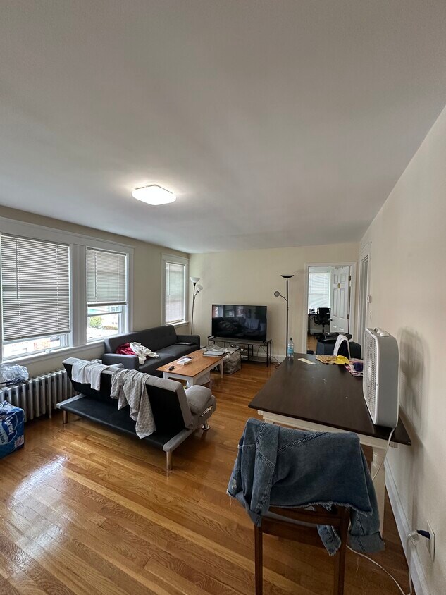 Foto principal - 58 Colborne Rd