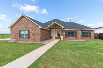 Building Photo - 158 Cypress Hill Dr