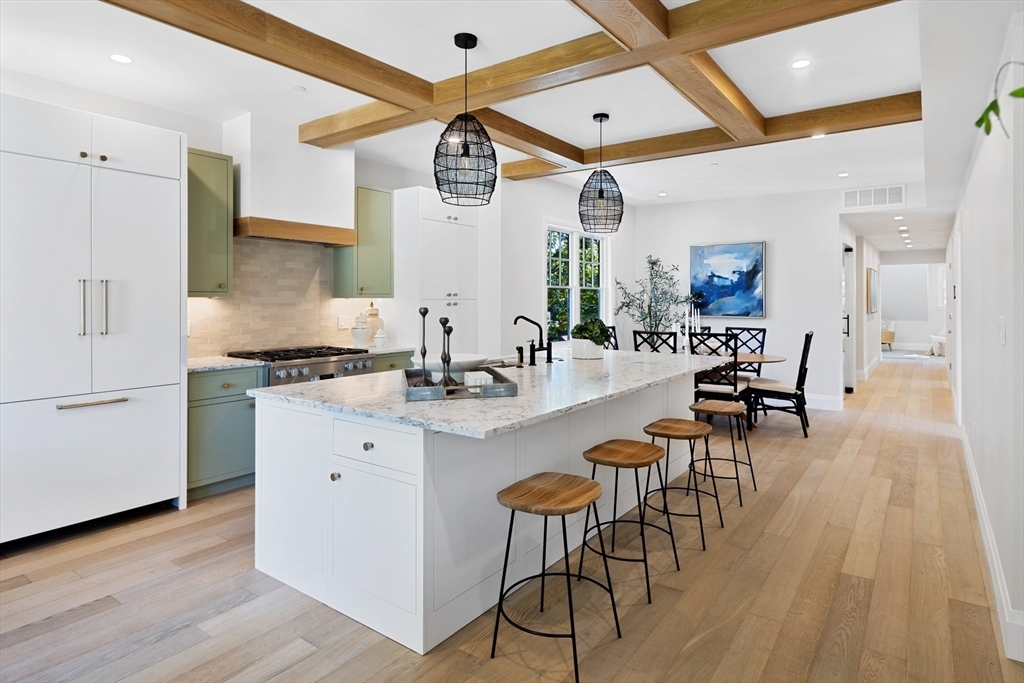Foto principal - 144 Linden St