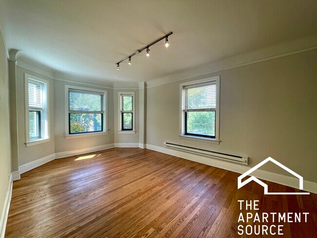 Foto del edificio - 2315 N Rockwell St